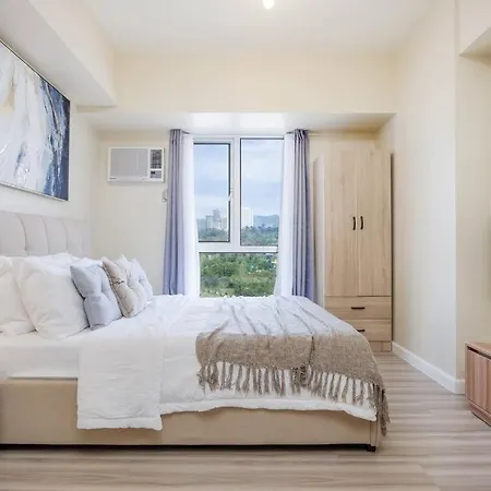 Furnished Studio In Avida Towers Riala, Cebu It Park With Fast Wifi, Netflix, Pool And More